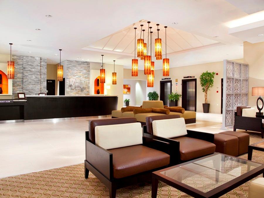 Holiday Inn Express Dubai Safa Park By Ihg Exterior photo